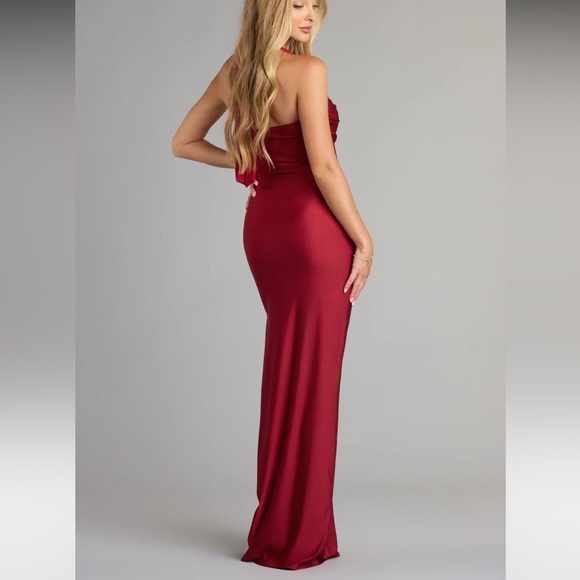 Burgundy Maxi Dress - Picture 4 of 6